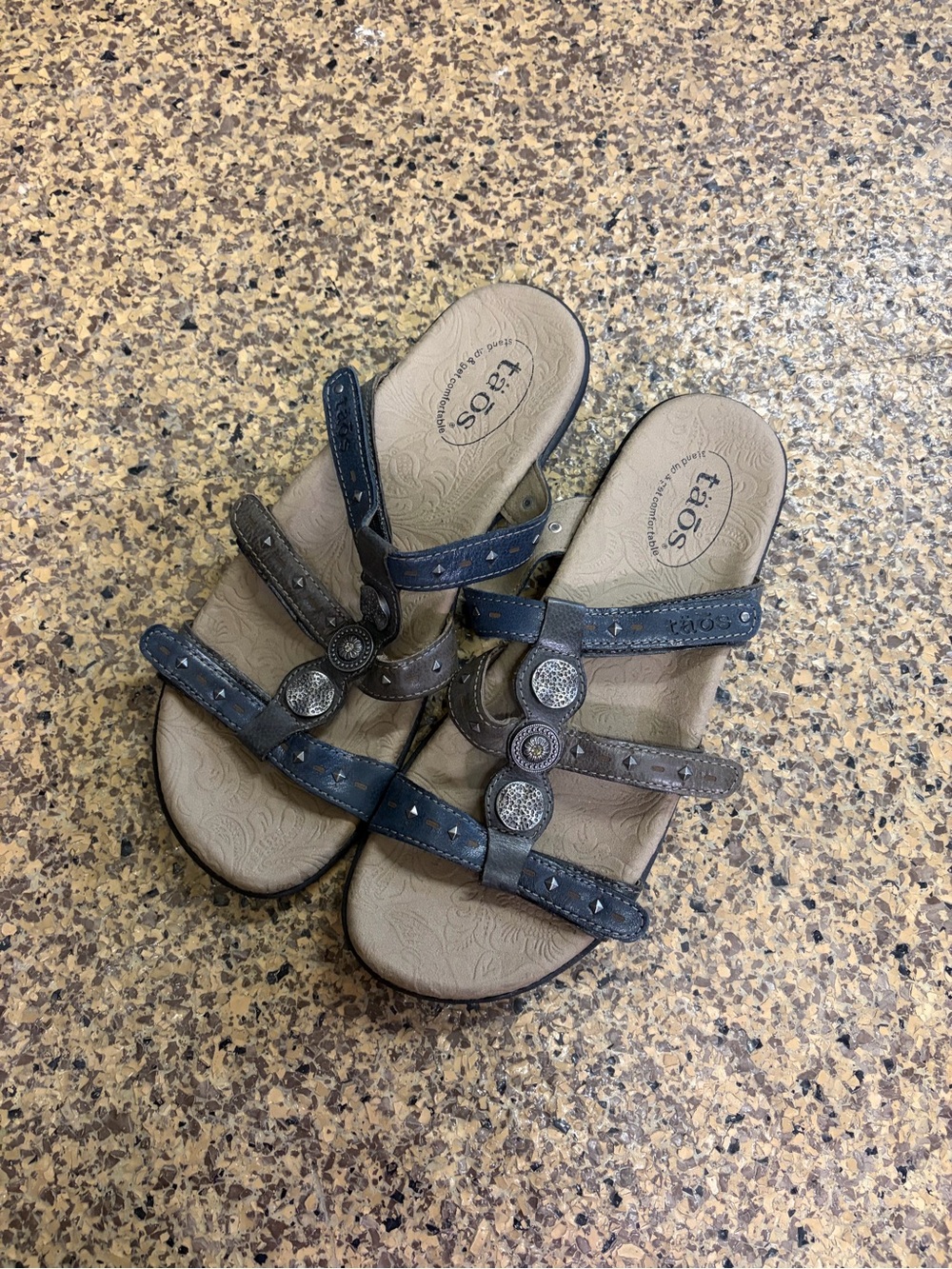 Taos Leather Comfort Sandals Blue Brown Studded